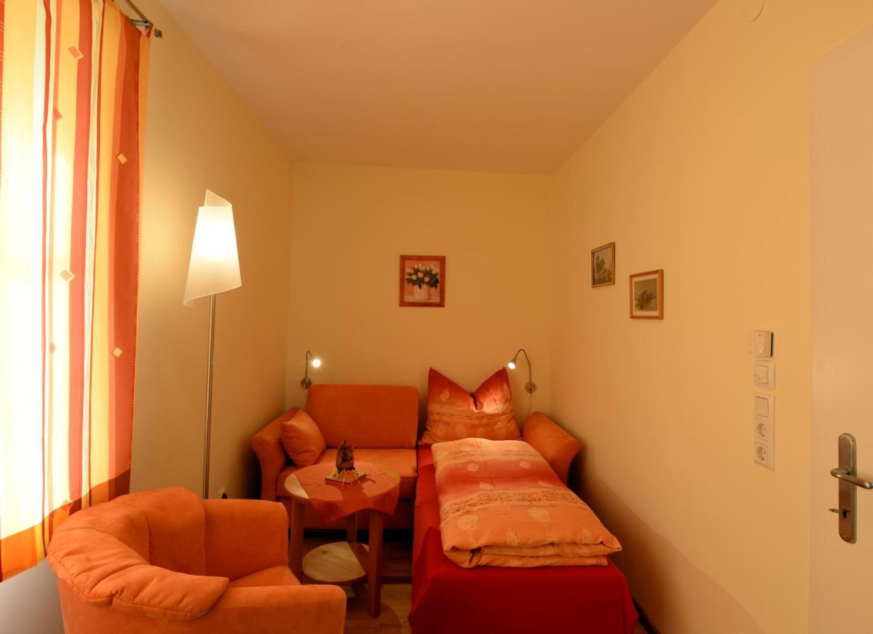 Ferienappartement Regina Schrems  エクステリア 写真