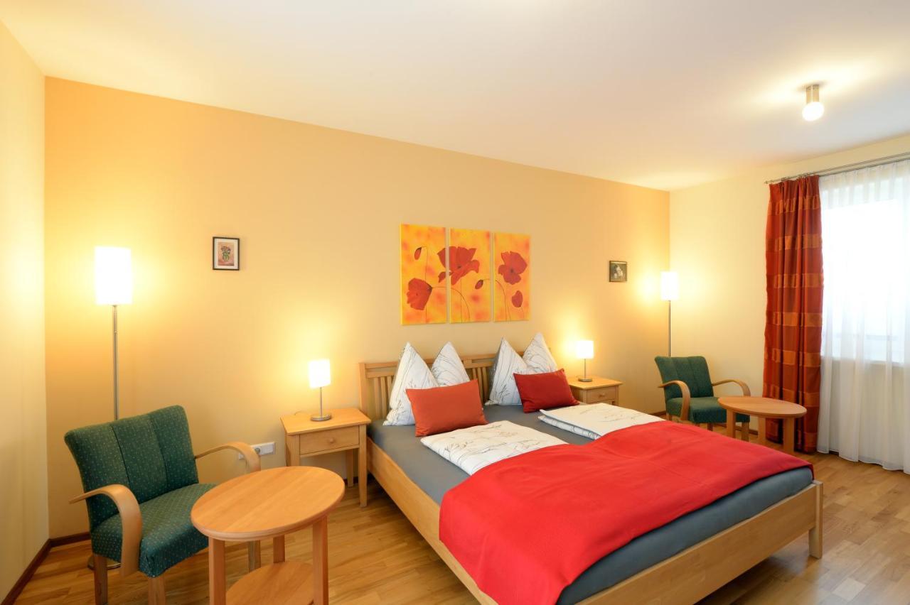 Ferienappartement Regina Schrems  エクステリア 写真