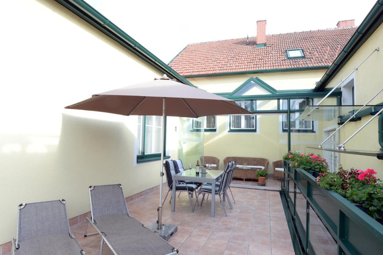Ferienappartement Regina Schrems  エクステリア 写真