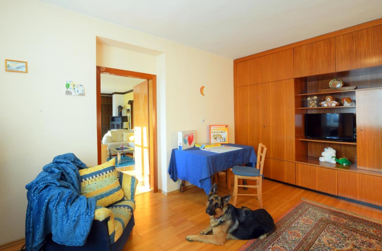 Ferienappartement Regina Schrems  エクステリア 写真